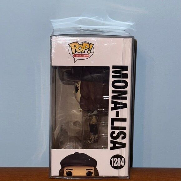 Funko Pop! Parks & Recreation: Mona-Lisa #1284 New York Comic Con 2022 - Picture 2 of 4